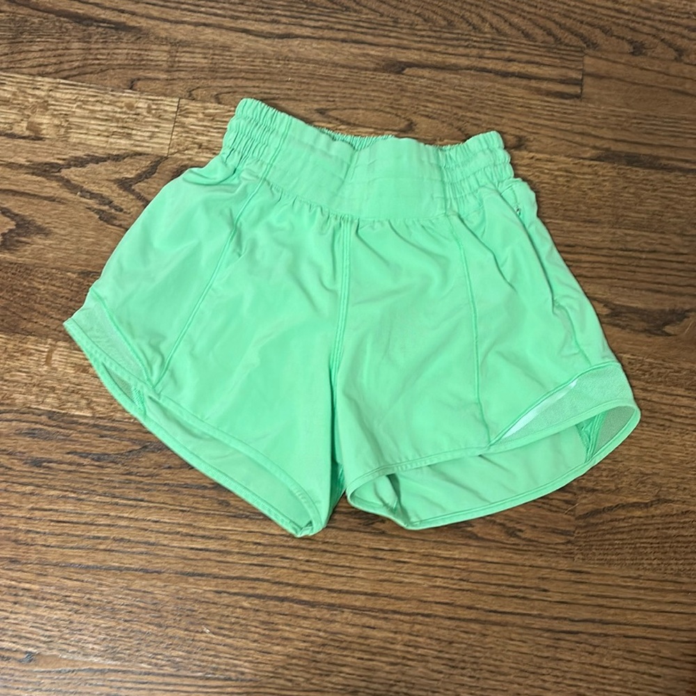 Lululemon size 0 scream green shorts